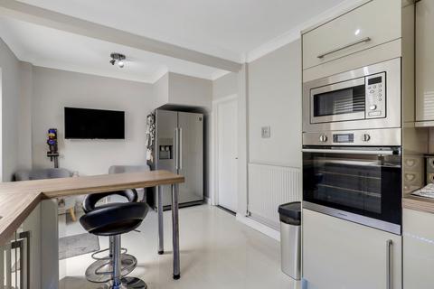3 bedroom semi-detached house for sale, Elstree Drive, Nottingham NG8