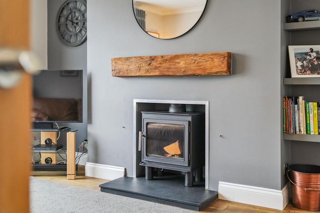 Living room, fireplace