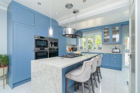 4 bedroom semi-detached house for sale, Norwood Lane, Iver Heath SL0