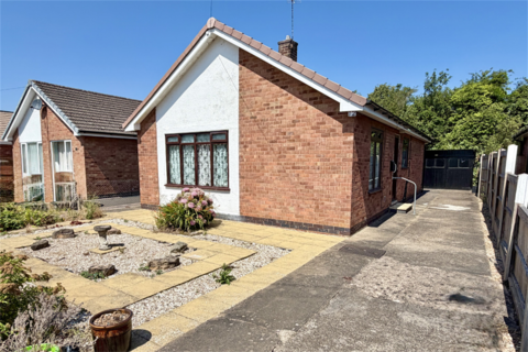 2 bedroom bungalow for sale, 12, Burnham Avenue, Beeston, Nottingham NG9 5AH