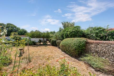 2 bedroom terraced house for sale, The Spain, Petersfield, Hampshire