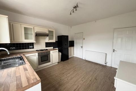3 bedroom terraced house to rent, Vicar Road, Rotherham, S63
