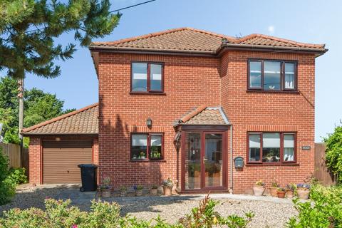 4 bedroom detached house for sale, Colby Road, Banningham, Norwich