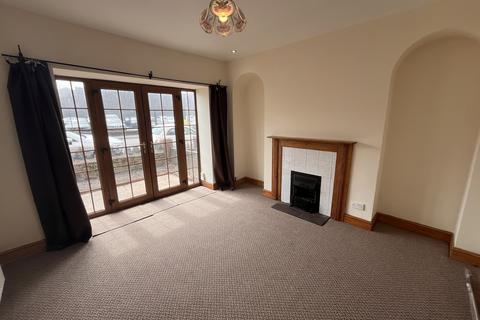 3 bedroom terraced house to rent, Glamorgan St,