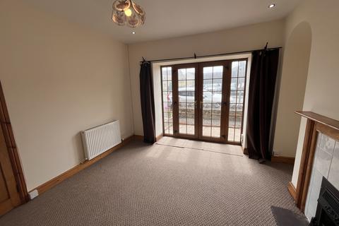 3 bedroom terraced house to rent, Glamorgan St,