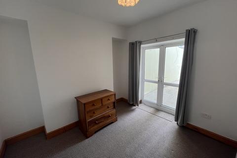 3 bedroom terraced house to rent, Glamorgan St,