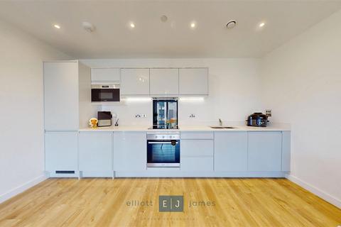 2 bedroom apartment to rent, Epping Gate, Loughton IG10