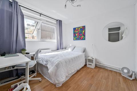 3 bedroom maisonette to rent, Roman Road, Bethnal Green, London, E2