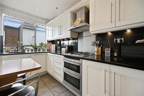 2 bedroom apartment for sale, St. John's Wood Road, London NW8