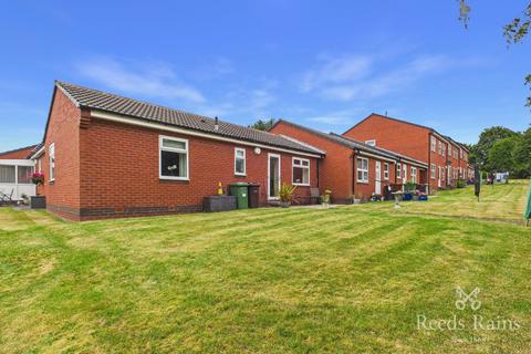 undefined, Holly Court, Wakefield WF1