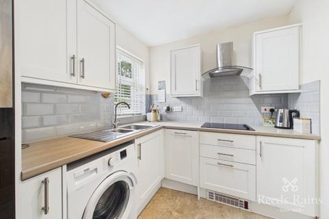 undefined, Holly Court, Wakefield WF1