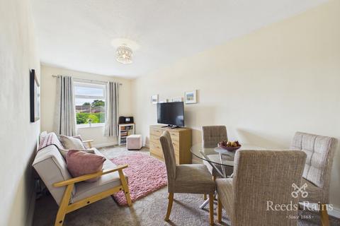 undefined, Holly Court, Wakefield WF1