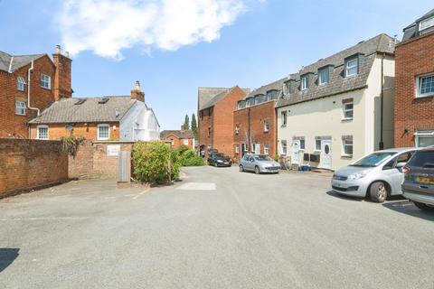 2 bedroom ground floor flat for sale, High Street, Newport Pagnell