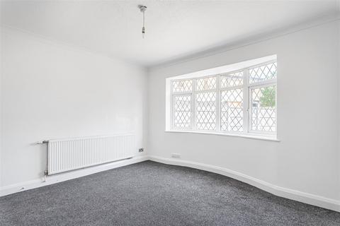 4 bedroom end of terrace house for sale, Endlebury Road, North Chingford