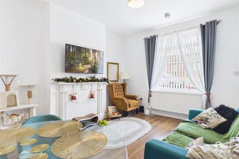 2 bedroom terraced house to rent, Earl Street, Durham SR7