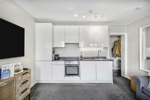 1 bedroom flat for sale, Curwen Road, London W12