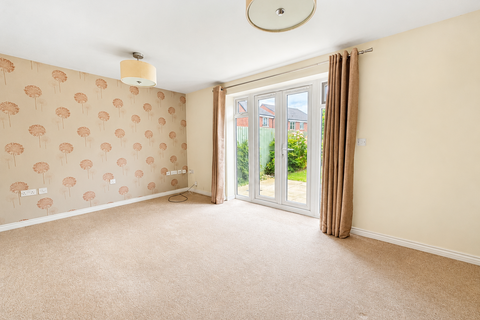 3 bedroom semi-detached house to rent, Morrow Way, Stourbridge DY8