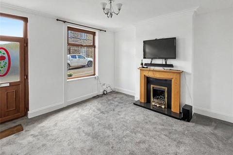2 bedroom terraced house to rent, George Street, Cleckheaton, Bradford, BD19