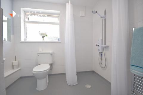 2 bedroom detached bungalow for sale, Stratford Road, Holland On Sea , Essex, CO15 5DY