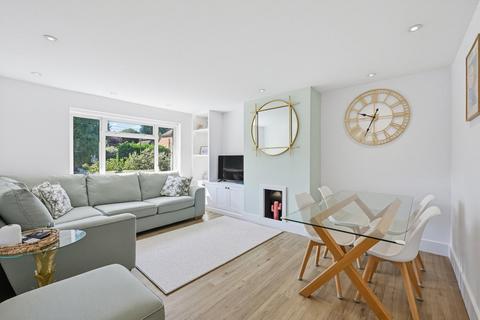 3 bedroom maisonette for sale, Shawley Crescent, Epsom