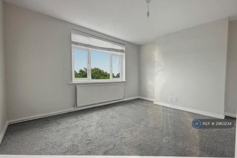 2 bedroom flat to rent, Hainault Road, London, E11