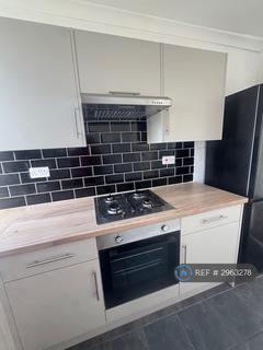 1 bedroom flat to rent, Hainault Road, London, E11