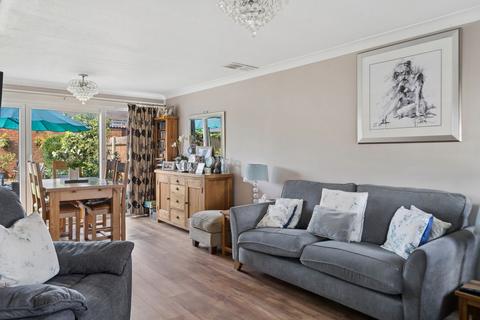 3 bedroom terraced house for sale, Grange Way, Iver SL0