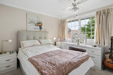 3 bedroom terraced house for sale, Grange Way, Iver SL0