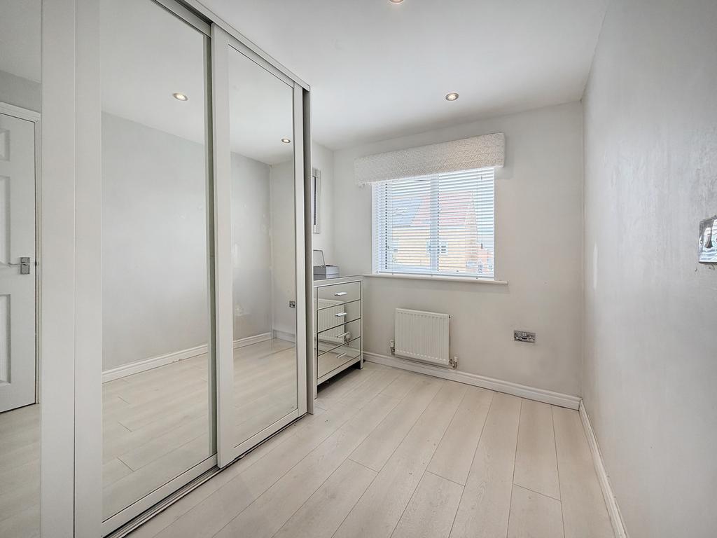 Walk-in wardrobe