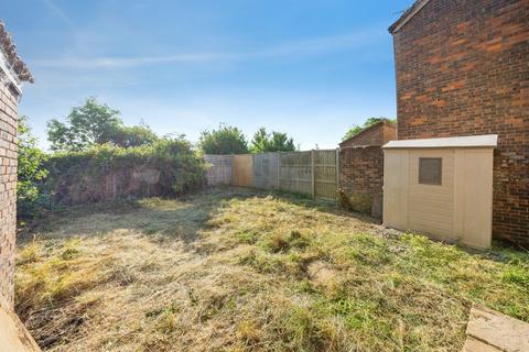 4 bedroom end of terrace house for sale, Meadow Way, Leighton Buzzard