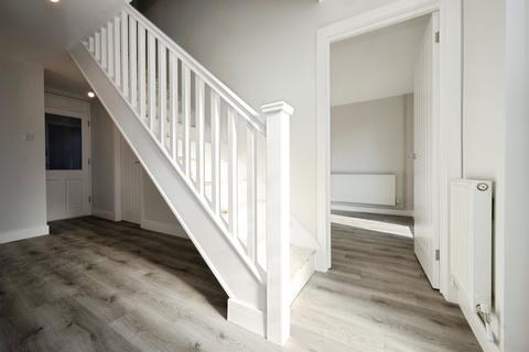 4 bedroom end of terrace house for sale, Meadow Way, Leighton Buzzard