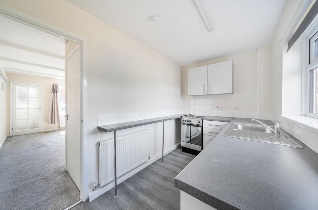 House in Rotherham, Brinsworth - More