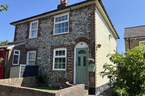 MIDDLE ROAD, LEATHERHEAD, KT22