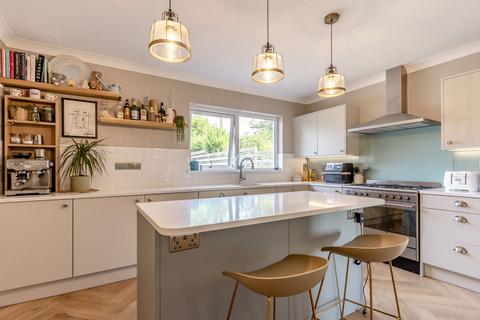 4 bedroom detached house for sale, Pentre Lane, Llantarnam, NP44
