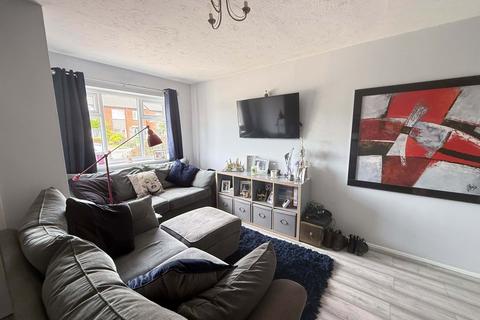 2 bedroom semi-detached house for sale, Folkestone Road, Southport PR8