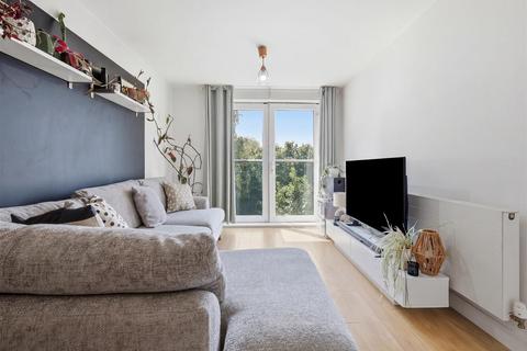 1 bedroom flat for sale, Faraday House, Velocity Way, Enfield