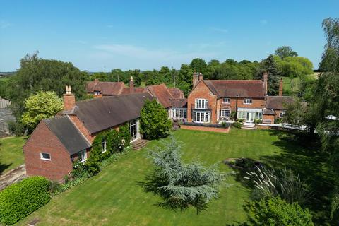 5 bedroom farm house for sale, Preston on Stour, Stratford-upon-Avon, Warwickshire CV37