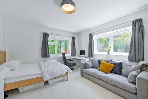 undefined, Lower Cookham Road, Maidenhead, Berkshire, SL6