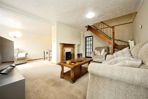3 bedroom semi-detached house for sale, White Horse Close, LEIGHTON BUZZARD, Bedfordshire, LU7