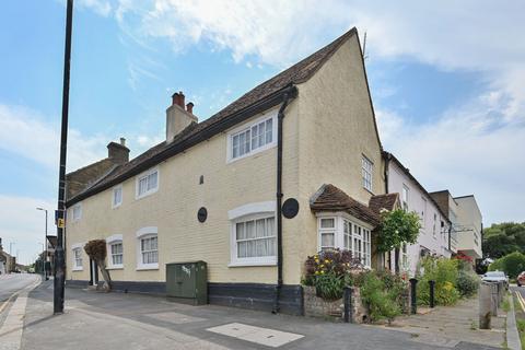 High Street, Bushey, WD23