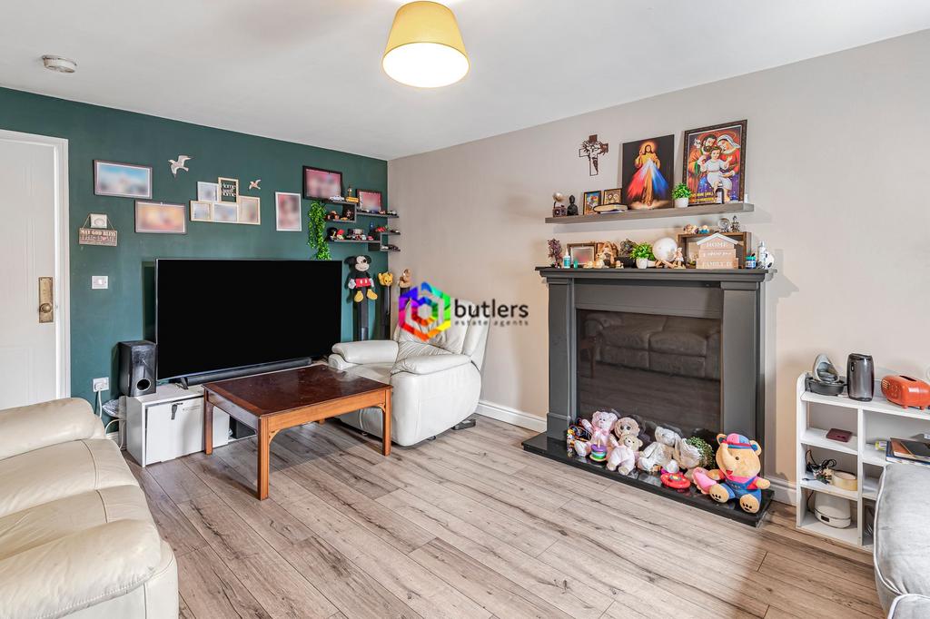 Myrtle Springs Drive, Sheffield, S12 - View 2