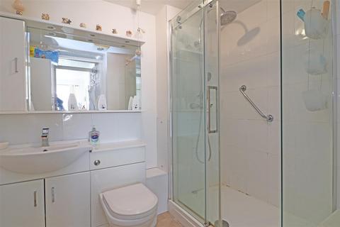 1 bedroom retirement property for sale, Wray Park Road, Reigate