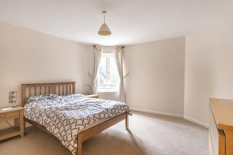 undefined, Aveley House, Iliffe Close, Reading, Berkshire, RG1