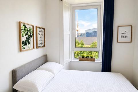 5 bedroom apartment to rent, Upper Grove Place, Edinburgh, EH3