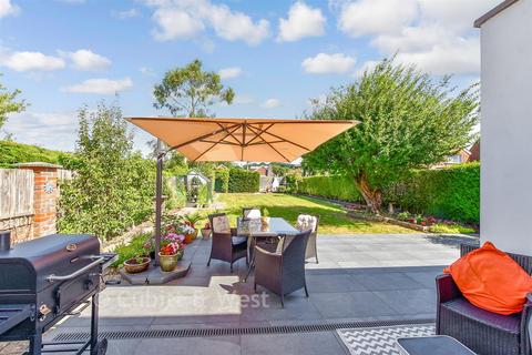 4 bedroom semi-detached house for sale, Southleigh Road, Emsworth, Hampshire