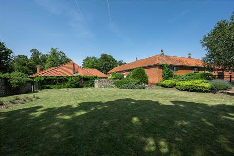 7 bedroom equestrian property for sale, West Stow Stud, Icklingham Road, West Stow, Bury St Edmunds, IP28