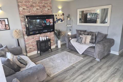 5 bedroom townhouse for sale, Brunswick Place, Heckmondwike WF16