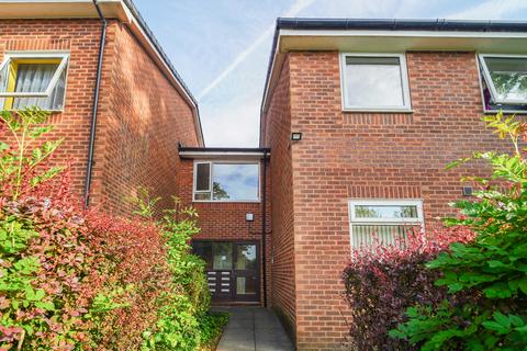 2 bedroom flat for sale, St. Marys Hall Road, Manchester M8