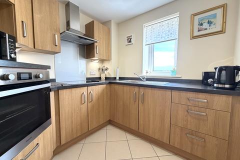 1 bedroom flat for sale, Woodgrove Court, Hazel Grove, SK7