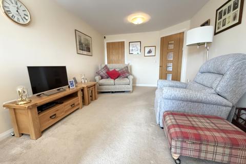 1 bedroom flat for sale, Woodgrove Court, Hazel Grove, SK7